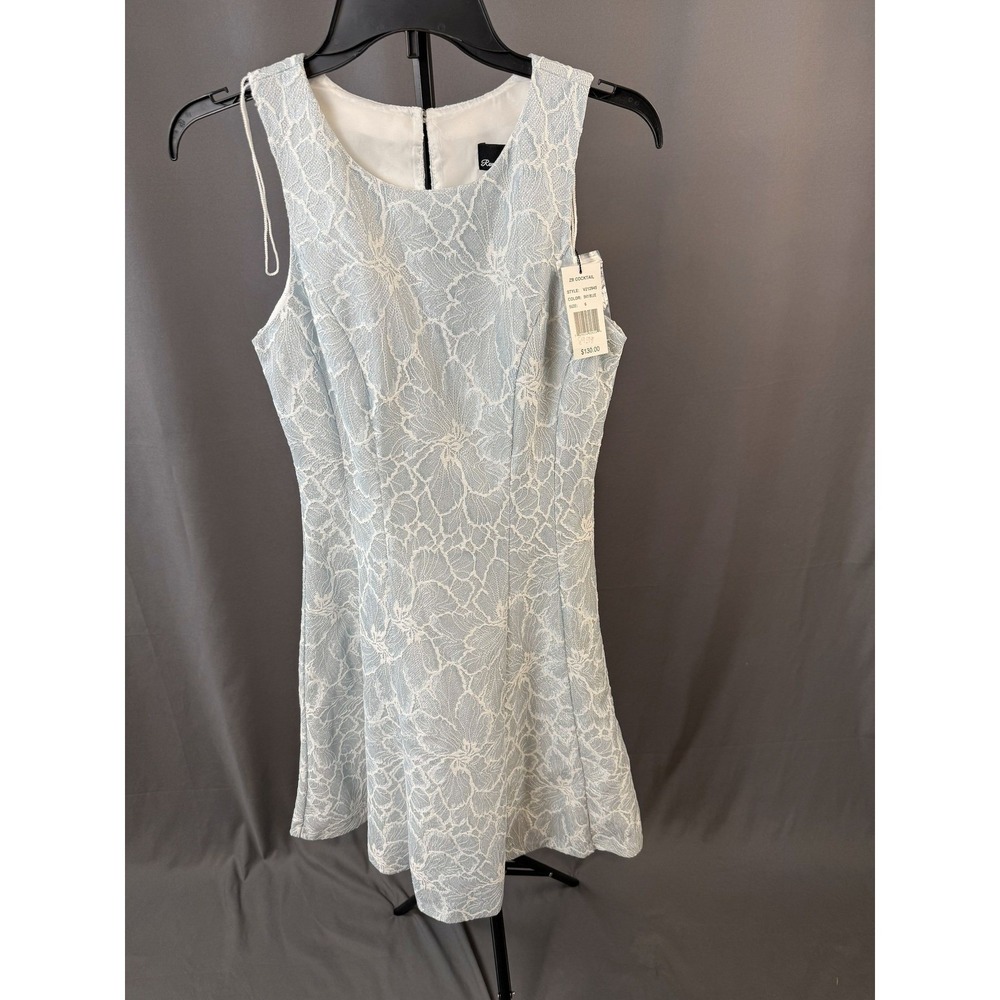 NWT Ronni Nicole Evenings Dress 6 Light Blue Floral Lace Fit & Flare Cocktail
